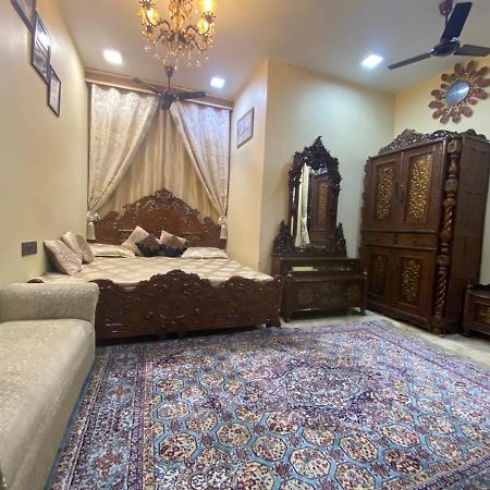 Sufi Khandar Home Stay New Delhi Exteriör bild