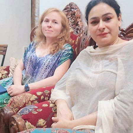 Sufi Khandar Home Stay New Delhi Exteriör bild