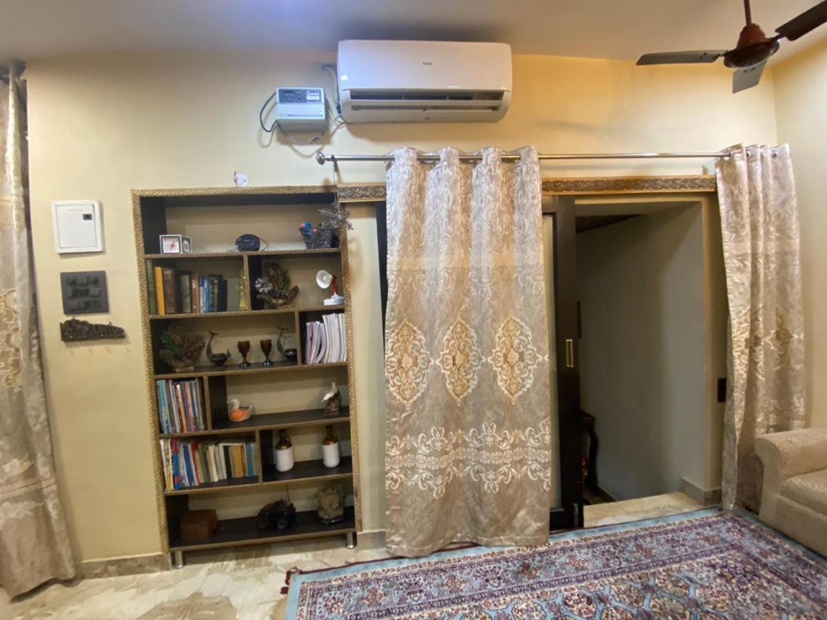 Sufi Khandar Home Stay New Delhi Exteriör bild