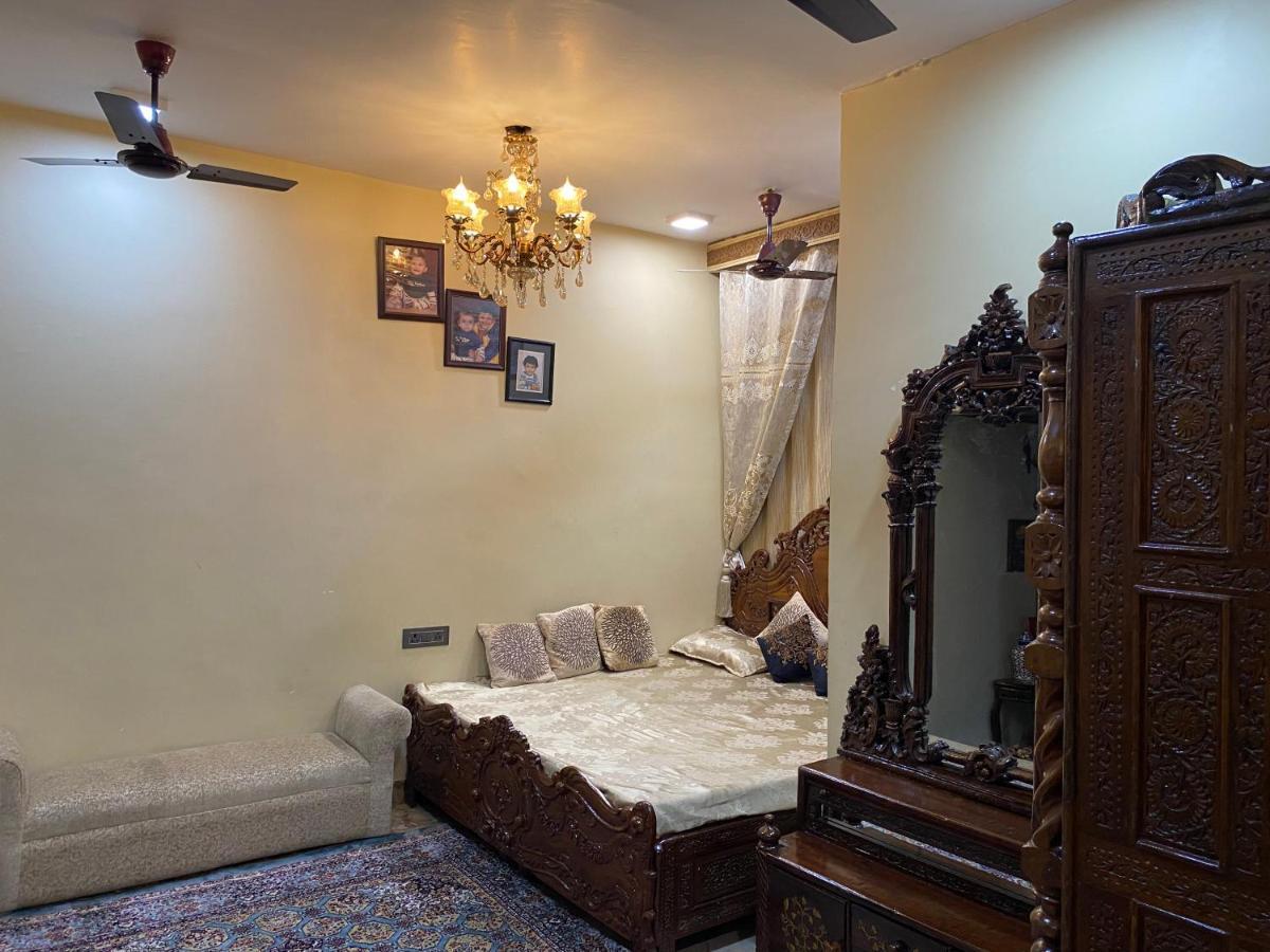 Sufi Khandar Home Stay New Delhi Exteriör bild
