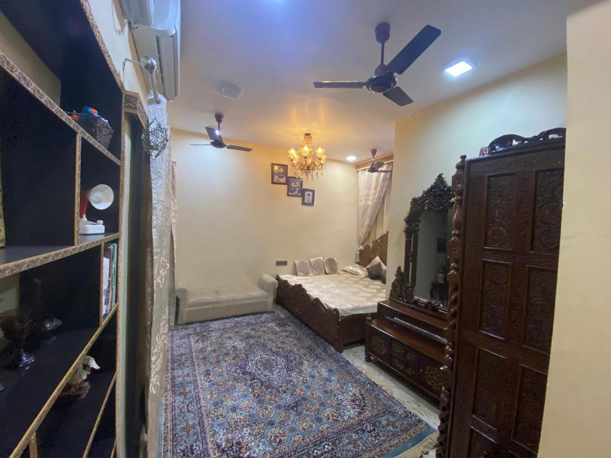 Sufi Khandar Home Stay New Delhi Exteriör bild