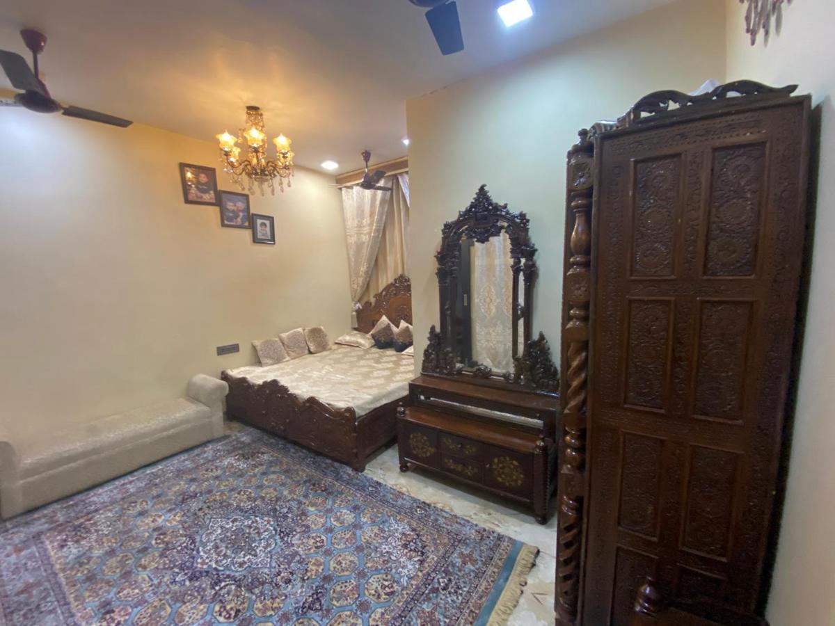 Sufi Khandar Home Stay New Delhi Exteriör bild