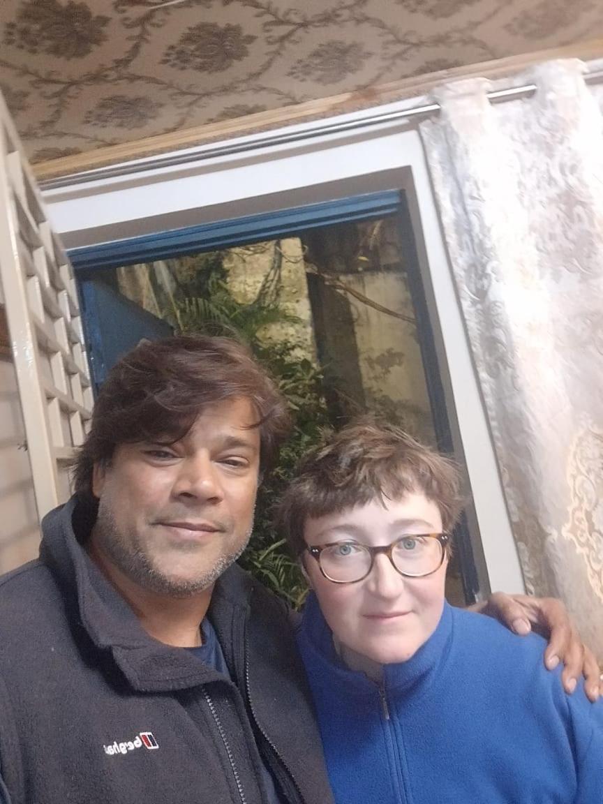 Sufi Khandar Home Stay New Delhi Exteriör bild