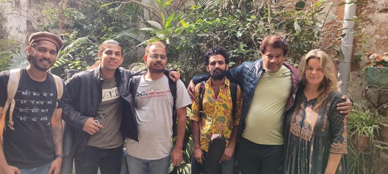 Sufi Khandar Home Stay New Delhi Exteriör bild