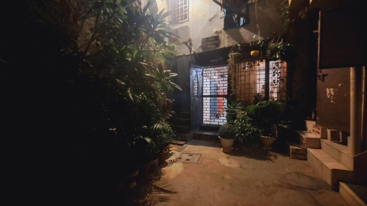 Sufi Khandar Home Stay New Delhi Exteriör bild